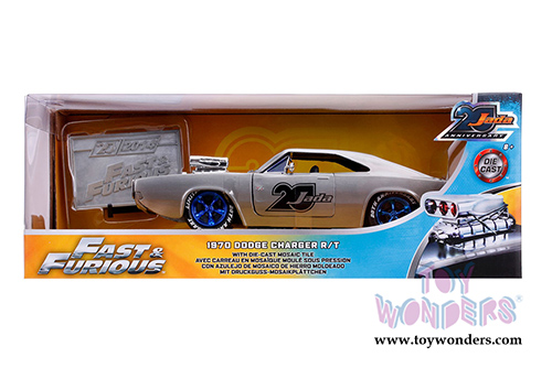 Jada Toys - 20th Anniversary | Fast & Furious Dodge Charger R/T Hardtop (1970, 1/24, diecast model car, Raw Metal) 31092