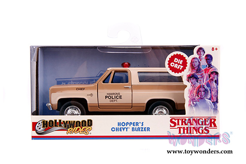 Jada Toys - Hollywood Rides | Stranger Hopper's Chevrolet® Blazer Hawkins Police Dept (1980, 1/32 scale diecast model car, Beige) 31114