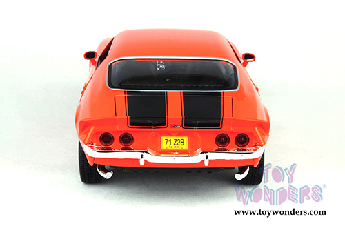 Maisto - Special Edition | Chevrolet&reg; Camaro&reg; Hardtop (1971, 1/18 scale diecast model car, Orange) 31131OR