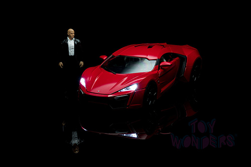Jada Toys Fast & Furious - Dom's Lykan Hypersport with Lights and Dom Figure (1/18 scale diecast model car, Red) 31140