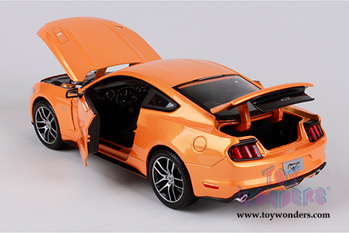 Maisto - Ford Mustang Hardtop (2015, 1/18 scale diecast model car, Orange) 31197OR