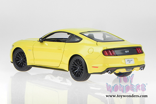 Maisto Special Edition - Ford Mustang Hardtop (2015, 1/18 scale diecast model car, Yellow) 31197YL