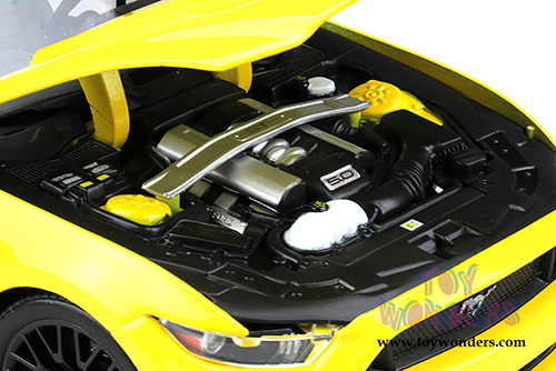 Maisto Special Edition - Ford Mustang Hardtop (2015, 1/18 scale diecast model car, Yellow) 31197YL