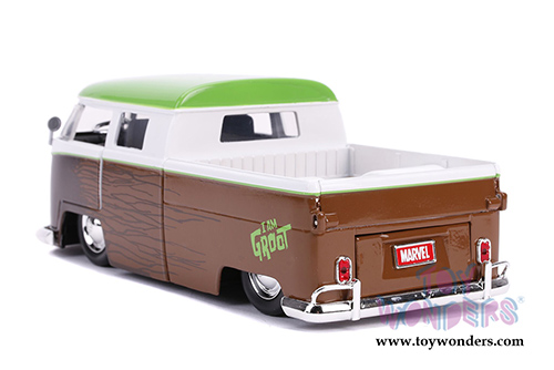 Jada Toys - Hollywood Rides | Marvel Guardians of the Galaxy Volkswagen Bus Pickup with Groot Figure (1963, 1/24 scale diecast model car, Brown/Green) 31202/4