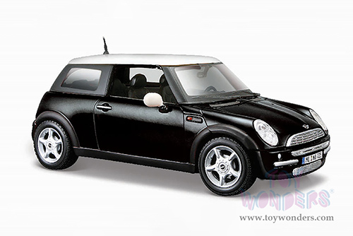 Maisto - Mini Cooper Hardtop (1/24 scale diecast model car, Matte Black) 31219BK