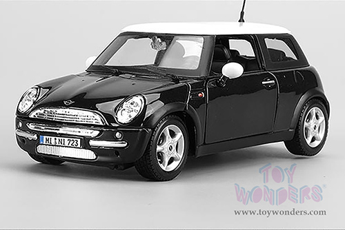 Maisto - Mini Cooper Hardtop (1/24 scale diecast model car, Matte Black) 31219BK