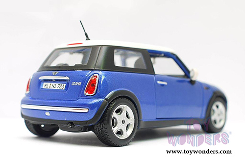 Maisto - Mini Cooper Hard Top (1/24 scale diecast model car, Blue) 31219BU