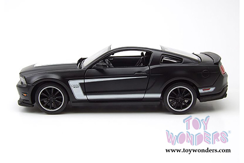 Maisto - Special Edition | Ford Mustang Boss 302 Hardtop (1/24 scale diecast model car, Matte Black/White) 31269BK