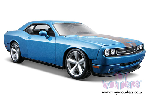 Maisto - Dodge Challenger SRT8 Hardtop w/ Sunroof (2008, 1/24 scale diecast model car, Blue) 31280BU