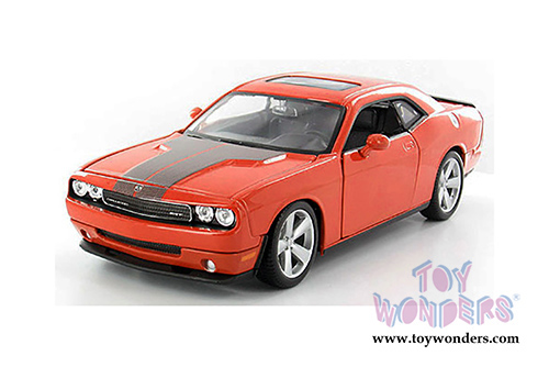 Maisto - Dodge Challenger SRT8 Hardtop w/ Sunroof (2008, 1/24 scale diecast model car, Orange) 31280OR