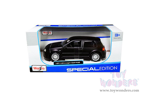 Maisto - Special Edition | Volkswagen Golf R32 Hardtop (1/24 scale diecast model car, Matte Black) 31290BK