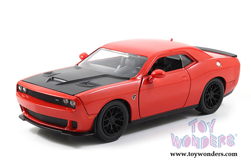 Jada Toys - Metals Die Cast | Bigtime Muscles Dodge Challenger SRT Hellcat Hardtop (2015, 1/24 scale diecast model car, Asstd.) 31318DP1