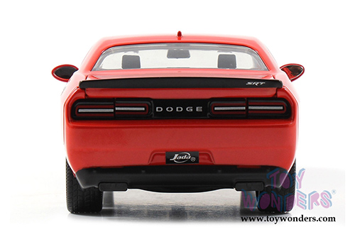 Jada Toys - Metals Die Cast | Bigtime Muscles Dodge Challenger SRT Hellcat Hardtop (2015, 1/24 scale diecast model car, Asstd.) 31318DP1