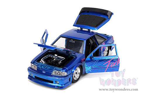 Jada Toys - I Love The 80's | Ford Mustang GT (1989, 1/24 scale diecast model car, Candy Blue) 31379