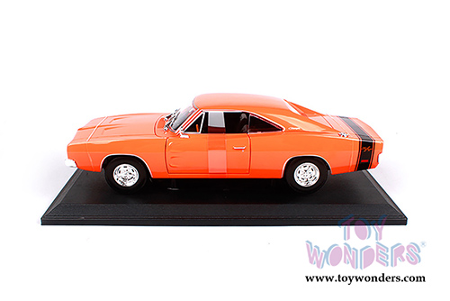  Maisto - Special Edition | Dodge Charger R/T Hardtop (1969, 1/18 scale diecast model car, Orange) 31387OR