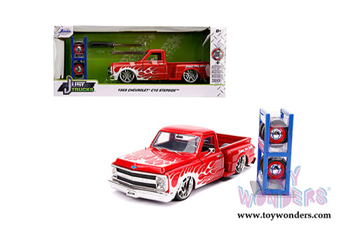 Jada Toys Just Trucks - Chevrolet&reg; C10 Stepside Pickup Truck with Extra Wheels (1969, 1/24 scale diecast model car, Red w/Flames) 31397