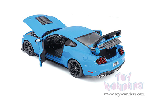 Maisto Special Edition - Ford Mustang Shelby® GT500® Hardtop (2020, 1/18 scale diecast model car, Light Blue) 31452BU