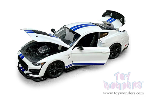 Maisto Special Edition - Ford Mustang Shelby&reg; GT500&reg; Hardtop (2020, 1/18 scale diecast model car, White) 31452W