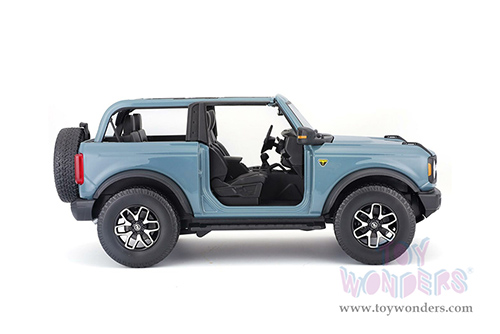 Maisto - Special Edition | Ford Bronco Badlands (2021, 1/18 scale diecast model car, Blue) 31457BU