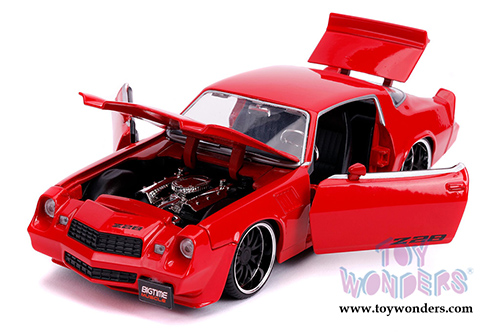 Jada Toys Bigtime Muscle | Chevy&reg; Camaro&reg; Z28 Hard Top (1979, 1/24 scale diecast model car, Red) 31458/4