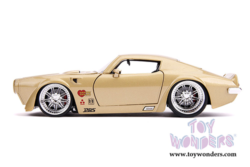 Jada Toys Bigtime Muscle - Pontiac&reg; Firebird&reg; Hardtop - Hooker (1972, 1/24 scale diecast model car, Gold Metallic) 31459