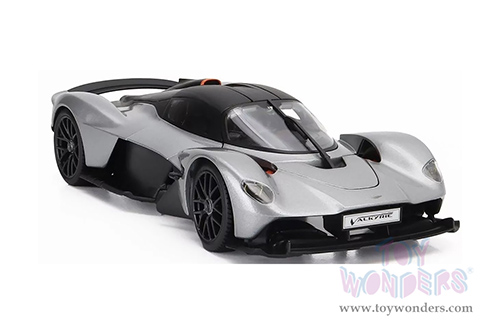  Maisto - Special Edition | Aston Martin Valkyrie (2022, 1/18 scale diecast model car, Silver) 31465SL