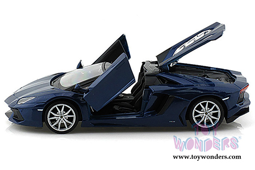 Maisto - Lamborghini Aventador LP 700-4 Roadster Convertible (1/24 scale diecast model car, Blue) 31504BU