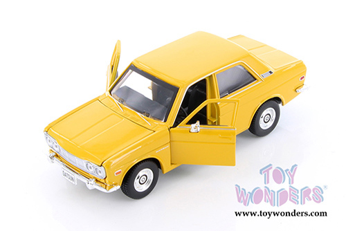 Maisto - Special Edition | Datsun 510 Hardtop (1971, 1/24 scale diecast model car, Yellow) 31518YL