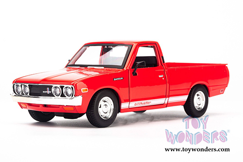 Showcasts Collectibles - Datsun 620 Pickup Truck (1973, 1/24 scale diecast model car, Red) 34522