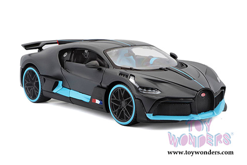 Maisto Special Edition - Bugatti DIVO Hardtop (1/24 scale diecast model car, Black with Blue accents) 31526BU