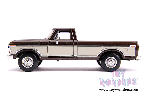 Jada Toys Just Trucks - Ford F-150 Stock Pickup (1979, 1/24 scale diecast model car, Metallic Brown/Cream) 31588/4