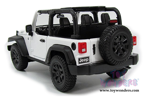  Maisto - Special Edition | Jeep&reg; Wrangler Topless (2014, 1/18 scale diecast model car, White) 31610W