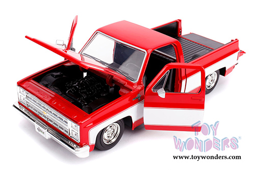 Jada Toys Just Trucks - Chevrolet&reg; C10 Pickup Stock (1985, 1/24 scale diecast model car, Asstd.) 31623DP1