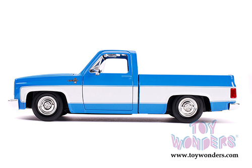 Jada Toys Just Trucks - Chevrolet&reg; C10 Pickup Stock (1985, 1/24 scale diecast model car, Asstd.) 31623DP1