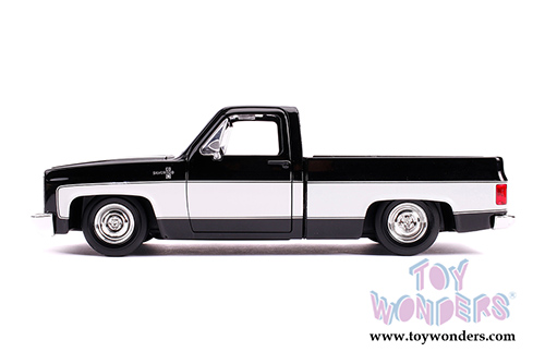 Jada Toys Just Trucks - Chevrolet&reg; C10 Pickup Stock (1985, 1/24 scale diecast model car, Asstd.) 31623DP1