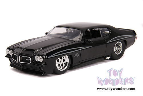 Jada Toys Bigtime Muscle | Pontiac&reg; GTO Judge Hardtop (1971, 1/24 scale diecast model car, Glossy Black) 31644