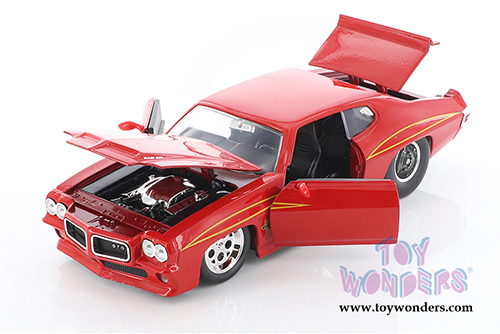 Jada Toys Bigtime Muscle | Pontiac&reg; GTO Judge Hardtop (1971, 1/24 scale diecast model car, Glossy Red) 31645