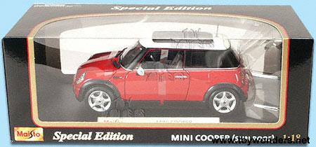 Maisto - Mini Cooper Hard Top (1:18, Red) 31656