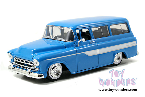 Jada Toys Just Trucks - Chevrolet&reg; Suburban (1957, 1/24 scale diecast model car, Asstd.) 31828DP1