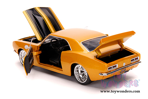 Jada Toys Bigtime Muscle | Chevrolet® Camaro® Hardtop (1967, 1/24 scale diecast model car, Orange/Black) 31866/4
