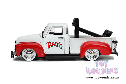 Jada Toys - Chevrolet® Pickup Truck with Charro Man figure Tapatio (1953, 1/24, diecast model car, White/Red) 31968