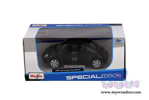 Maisto - Volkswagen New Beetle Hardtop (1/25 scale diecast model car, Black) 31975BK