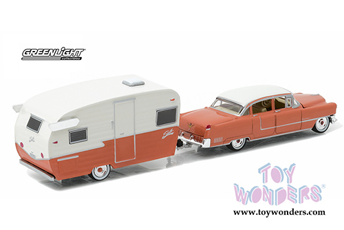 Greenlight - Hitch & Tow Series 9 | Cadillac&reg; Fleetwood&trade; Series 60 and Shasta Airflyte (1955, 1/64 scale diecast model car, Orange w/White) 32090A