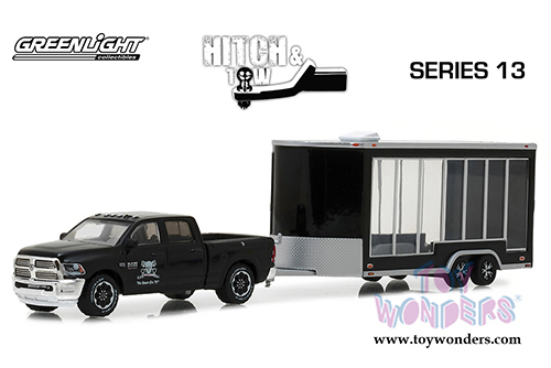 Greenlight - Hitch & Tow Series 13 | Ram 2500 and Glass Display Trailer Graveyard Carz (2016, 1/64 scale diecast model car, Black) 32130D/24