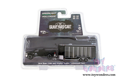 Greenlight - Hitch & Tow Series 13 | Ram 2500 and Glass Display Trailer Graveyard Carz (2016, 1/64 scale diecast model car, Black) 32130D/24
