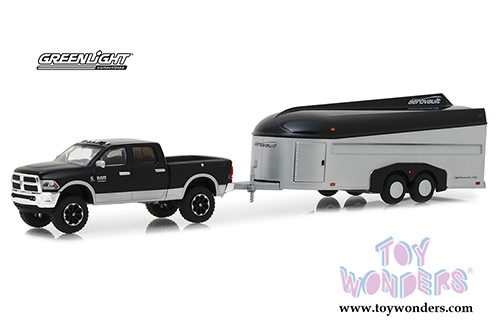 Greenlight - Hitch & Tow Series 15 (1/64 scale diecast model car, Asstd.) 32150A/24