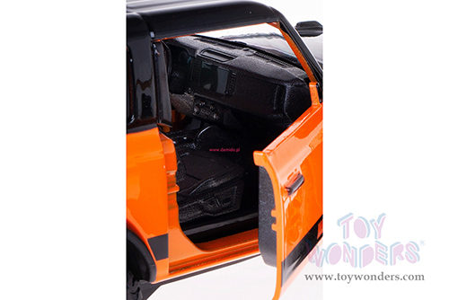 Maisto HD Custom - Ford Bronco Badlands (2021, 1/24 scale diecast model car, Black/Orange) 32272OR