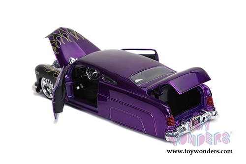 Jada Toy Bigtime Muscle - Mercury  Hardtop (1951, 1/24, diecast model car, Purple/Black Flames) 32305/4