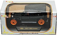 Show product details for Signature Models - Reo Touring (1917, 1:32, Green) 32305GN