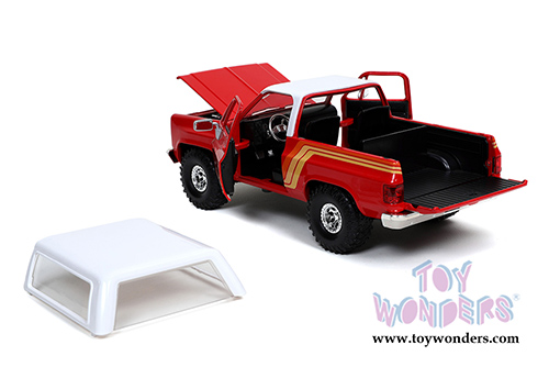 Jada Toys Just Trucks - Chevy&reg; Blazer with Extra Wheels (1980, 1/24 scale diecast model car, Red/White) 32308/4